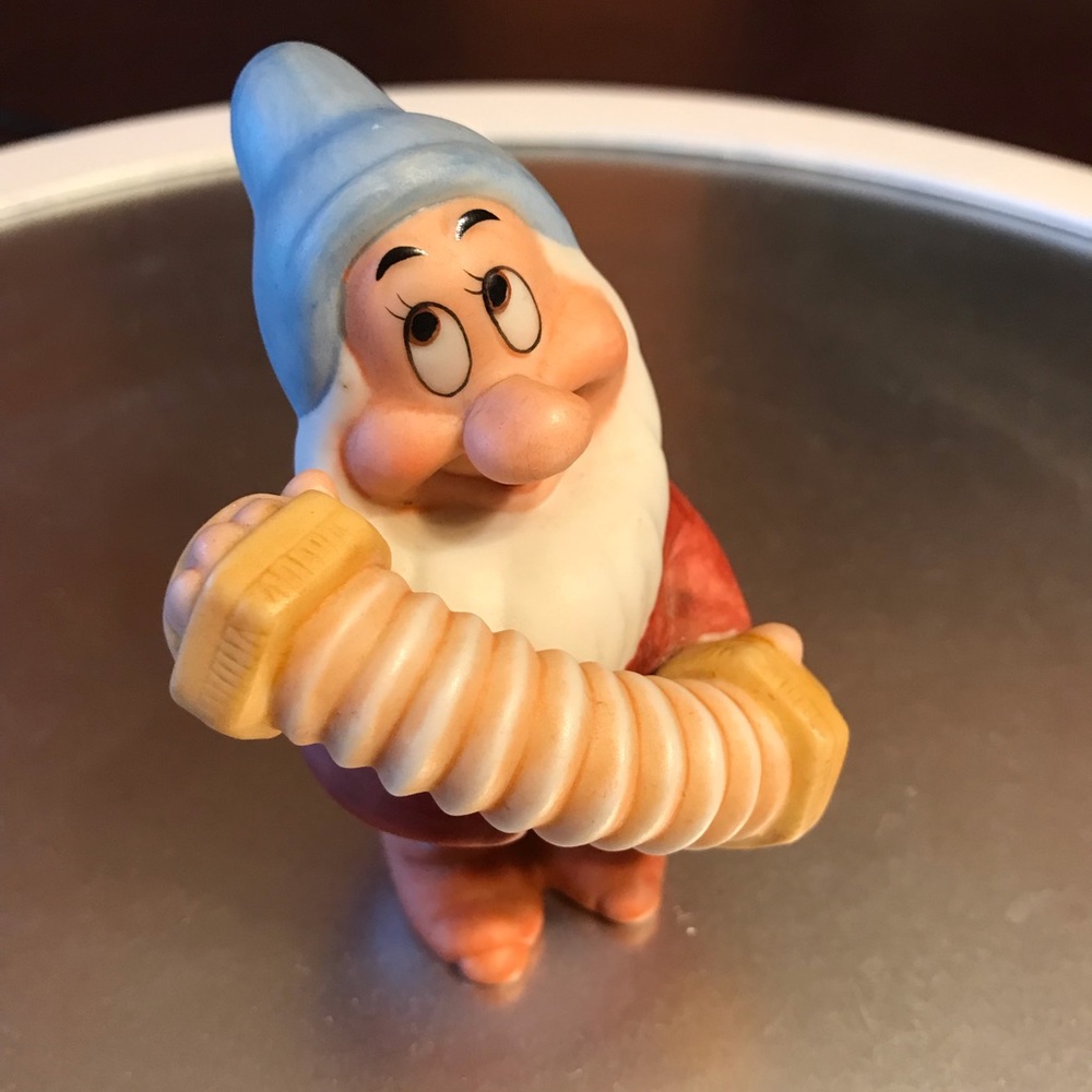 Seven Dwarf Bashful Figurine
